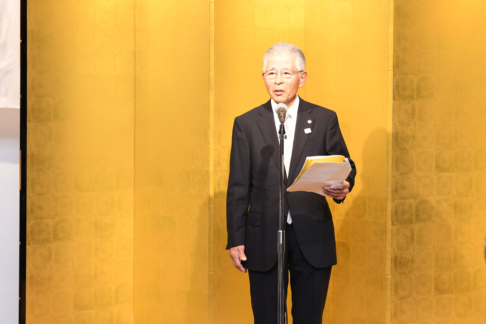 審査委員長